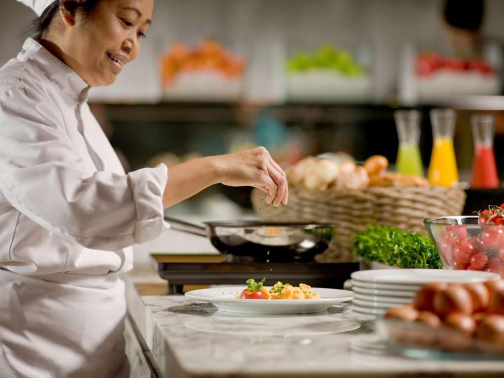 Unleash Your Hospitality Career at Hyatt: Discover Exciting Job!